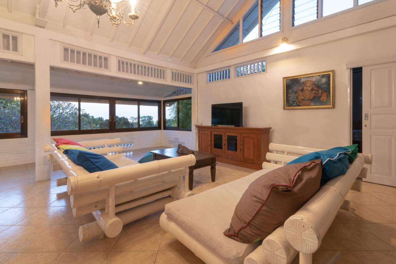 Villa Dinding Batu Сінгараджа Екстер'єр фото